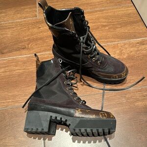 Louis Vuitton platform boot